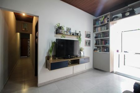 Casa 1 - Sala de casa à venda com 6 quartos, 300m² em Vila Prudente, São Paulo