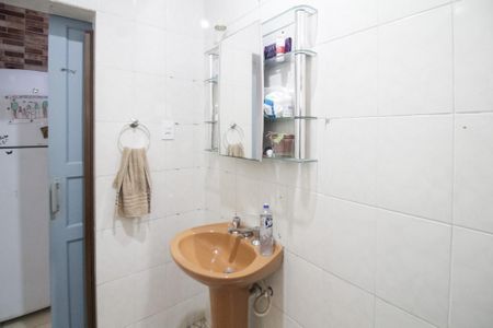 Casa à venda com 300m², 6 quartos e sem vaga Casa à venda com 300m², 6 quartos e sem vagaCasa 1 - Banheiro 3