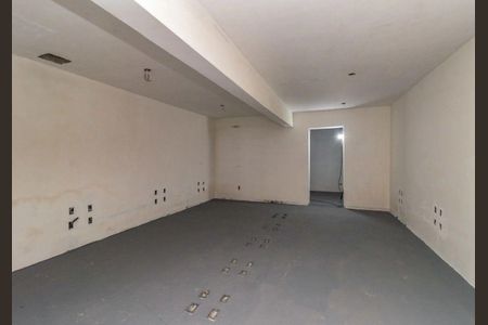 Casa para alugar com 652m², 15 quartos e 3 vagas