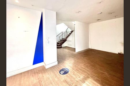 Casa para alugar com 6 quartos, 400m² em Indianópolis, São Paulo