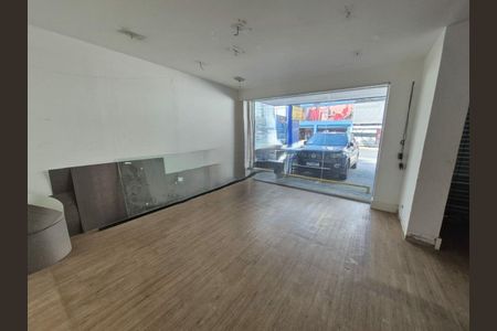 Casa para alugar com 6 quartos, 400m² em Indianópolis, São Paulo