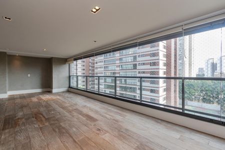 Apartamento à venda com 210m², 3 quartos e 4 vagasSala