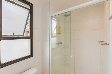 Apartamento à venda com 210m², 3 quartos e 4 vagasBanheiro da Suíte 3