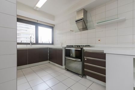 Apartamento à venda com 210m², 3 quartos e 4 vagasCozinha