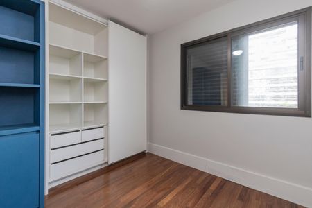 Apartamento à venda com 210m², 3 quartos e 4 vagasSuíte 3
