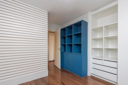 Apartamento à venda com 210m², 3 quartos e 4 vagasSuíte 3