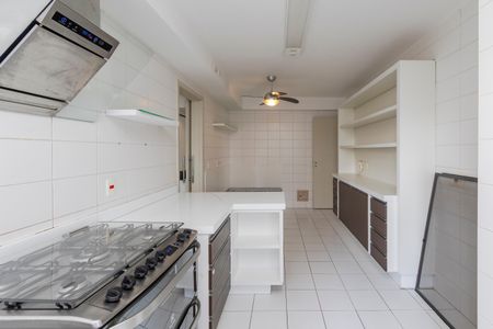 Apartamento à venda com 210m², 3 quartos e 4 vagasCozinha