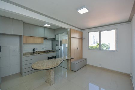 Sala de apartamento para alugar com 2 quartos, 45m² em Socorro, São Paulo