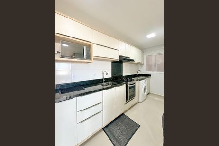 Apartamento para alugar com 65m², 2 quartos e 1 vagaCozinha