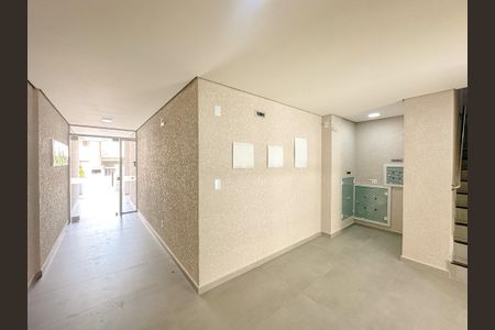 Apartamento para alugar com 65m², 2 quartos e 1 vagaHall de entrada