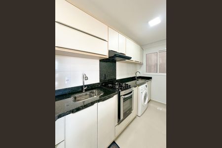 Apartamento para alugar com 65m², 2 quartos e 1 vagaCozinha