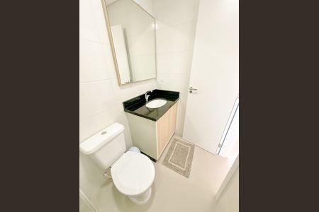 Apartamento para alugar com 65m², 2 quartos e 1 vagaBanheiro da Suíte