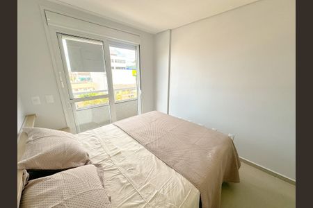 Apartamento para alugar com 65m², 2 quartos e 1 vagaSuíte 