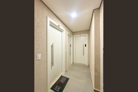 Apartamento para alugar com 65m², 2 quartos e 1 vagaHall social