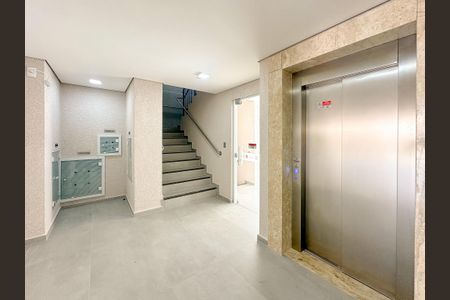 Apartamento para alugar com 65m², 2 quartos e 1 vagaHall de entrada