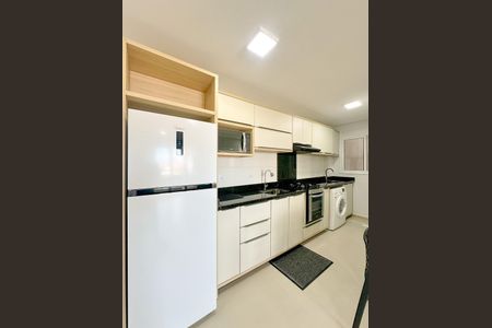 Apartamento para alugar com 65m², 2 quartos e 1 vagaCozinha