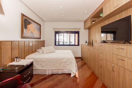 Apartamento para alugar com 4 quartos, 289m² em Jardim Avelino, São Paulo