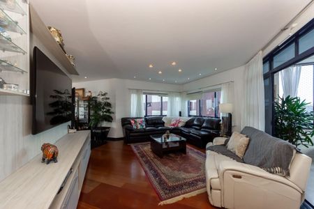 Apartamento para alugar com 289m², 4 quartos e 4 vagas