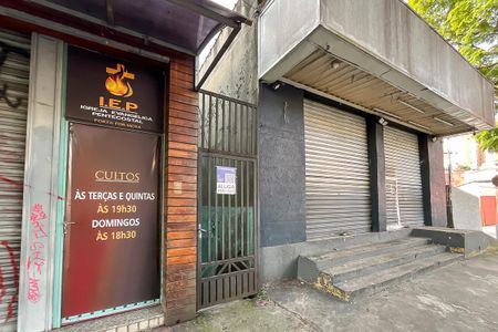 Studio para alugar com 32m², 1 quarto e sem vagaFachada + plaquinha