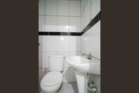 Banheiro de kitnet/studio para alugar com 1 quarto, 32m² em Vila Palmares, São Caetano do Sul