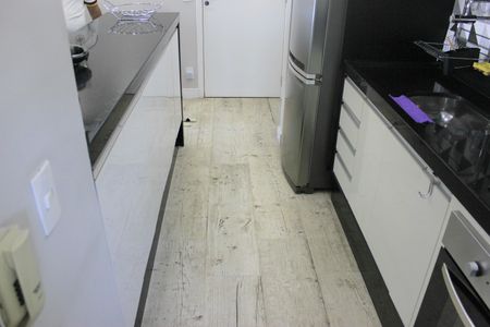 Apartamento à venda com 59m², 2 quartos e 1 vagaCozinha 