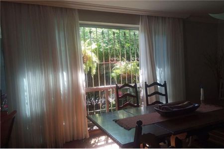 Casa para alugar com 4 quartos, 350m² em Vila Mariana, São Paulo