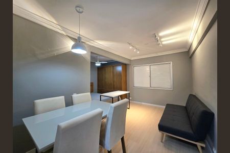 Sala de apartamento para alugar com 1 quarto, 36m² em Indianópolis, São Paulo