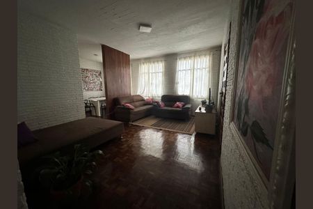 Foto 01 de casa à venda com 3 quartos, 390m² em Tirol, Contagem