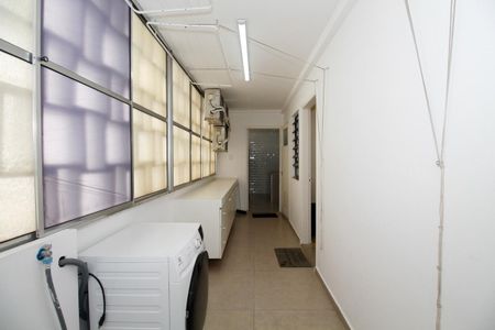 Apartamento à venda com 158m², 3 quartos e 1 vagaÁrea de Serviço