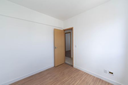 Apartamento à venda com 72m², 3 quartos e 2 vagasQUARTO2