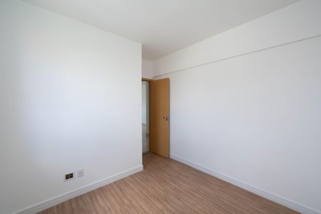 Apartamento à venda com 72m², 3 quartos e 2 vagasQUARTO3