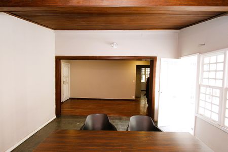Apartamento para alugar com 4 quartos, 135m² em Santo Antônio, Belo Horizonte