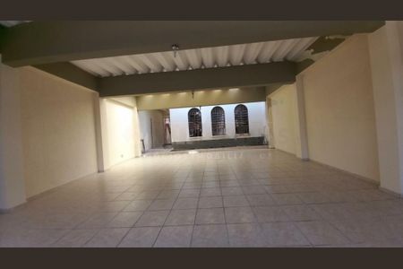 Casa à venda com 4 quartos, 152m² em Vila Santo Antônio, São Paulo