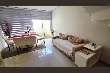 Sala de casa de condomínio à venda com 2 quartos, 97m² em Bairro das Palmeiras, Campinas