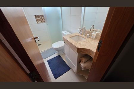 Casa de condomínio à venda com 97m², 2 quartos e 1 vagaBanheiro 