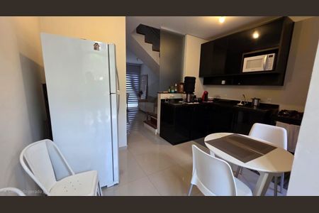 Casa de condomínio à venda com 97m², 2 quartos e 1 vagaCozinha