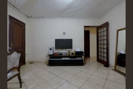 Sala de casa à venda com 4 quartos, 120m² em Rio Pequeno, São Paulo