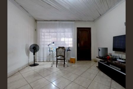 Sala de casa à venda com 4 quartos, 120m² em Rio Pequeno, São Paulo