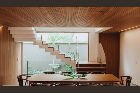 Casa à venda com 620m², 4 quartos e 3 vagasFoto 30