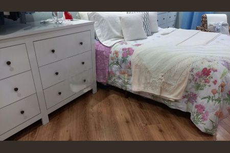 Casa à venda com 3 quartos, 150m² em Conjunto Residencial Salvador Tolezani, São Paulo