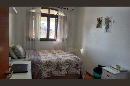 Casa à venda com 3 quartos, 150m² em Conjunto Residencial Salvador Tolezani, São Paulo