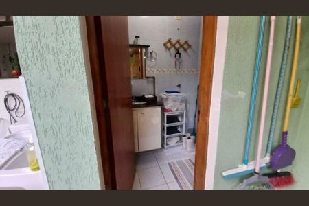 Casa à venda com 3 quartos, 150m² em Conjunto Residencial Salvador Tolezani, São Paulo