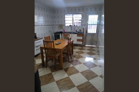 Casa à venda com 2 quartos, 80m² em Jardim Sertaozinho, São Paulo