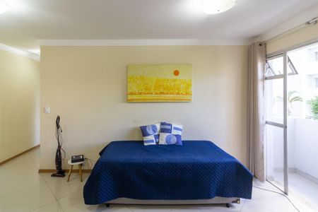 Sala de apartamento para alugar com 2 quartos, 55m² em Jardim Anhanguera, São Paulo