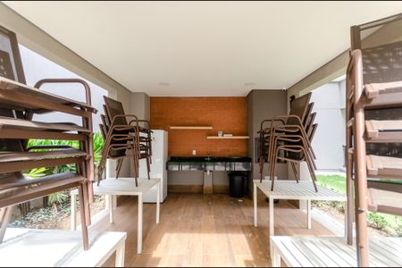 Apartamento para alugar com 39m², 2 quartos e sem vagaÁrea comum - Churrasqueira