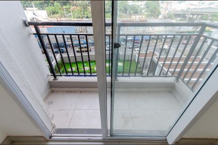 Apartamento para alugar com 39m², 2 quartos e sem vagaSala - Sacada