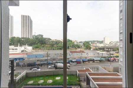 Apartamento para alugar com 39m², 2 quartos e sem vagaQuarto 2 - Janela