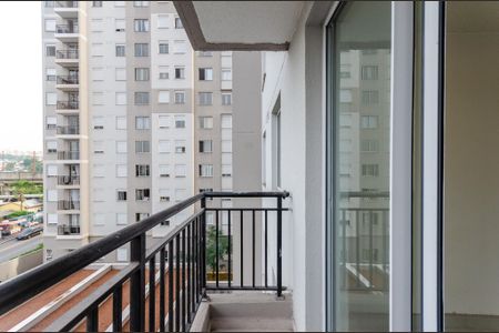 Apartamento para alugar com 39m², 2 quartos e sem vagaSala - Sacada