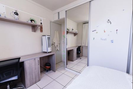 Apartamento à venda com 50m², 2 quartos e 1 vagaQuarto 2