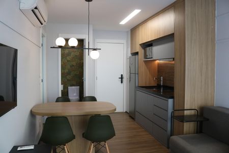 Sala Cozinha Integrada de apartamento para alugar com 1 quarto, 44m² em Perdizes, São Paulo